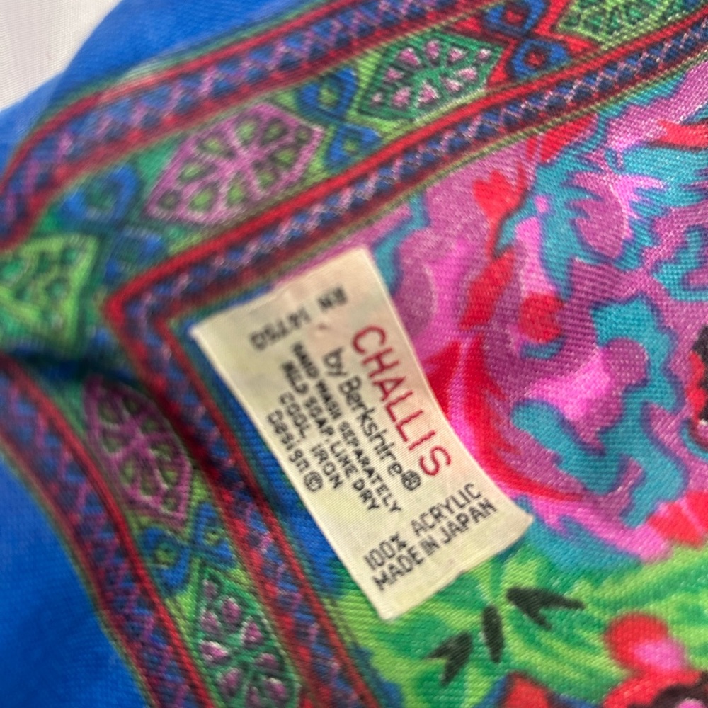 Vintage Challis By Berkshire Scarf Blue Red Floral RN 14570 Made In Japan - Picture 6 of 7